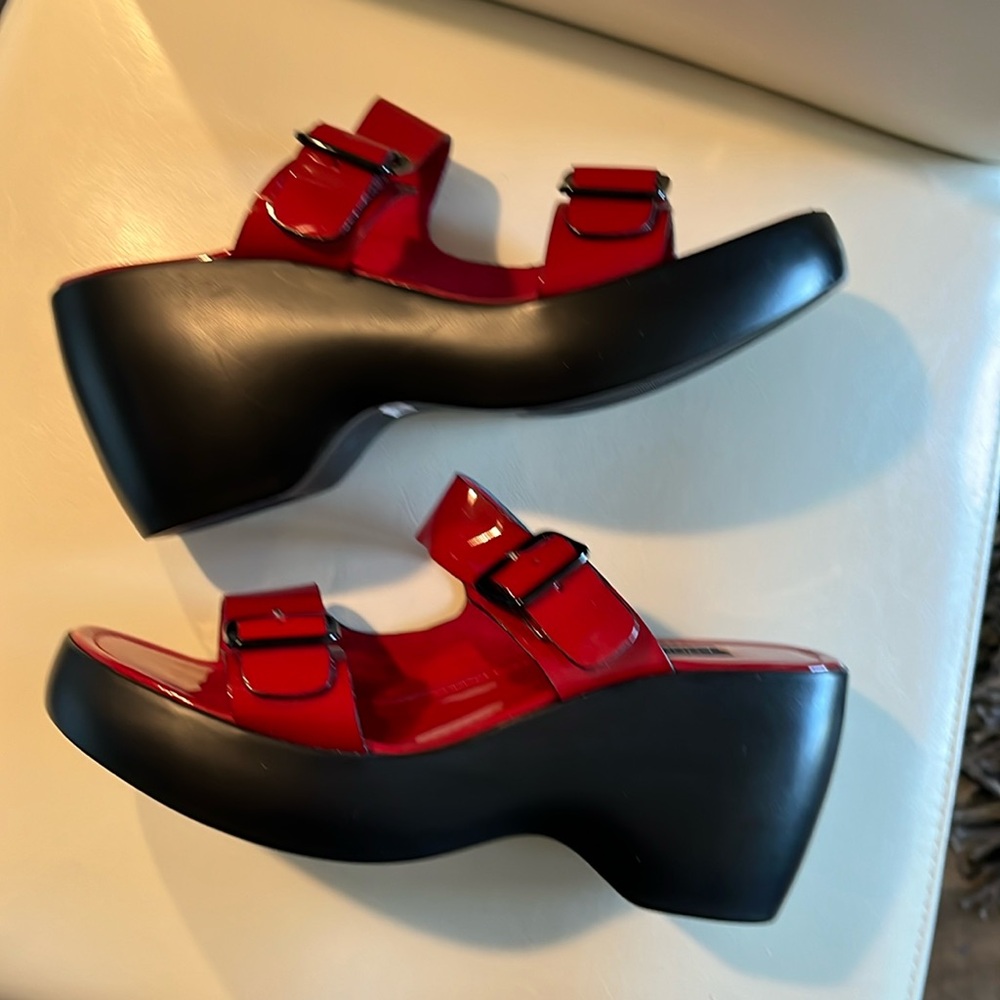 ANNE KLEIN || 👠